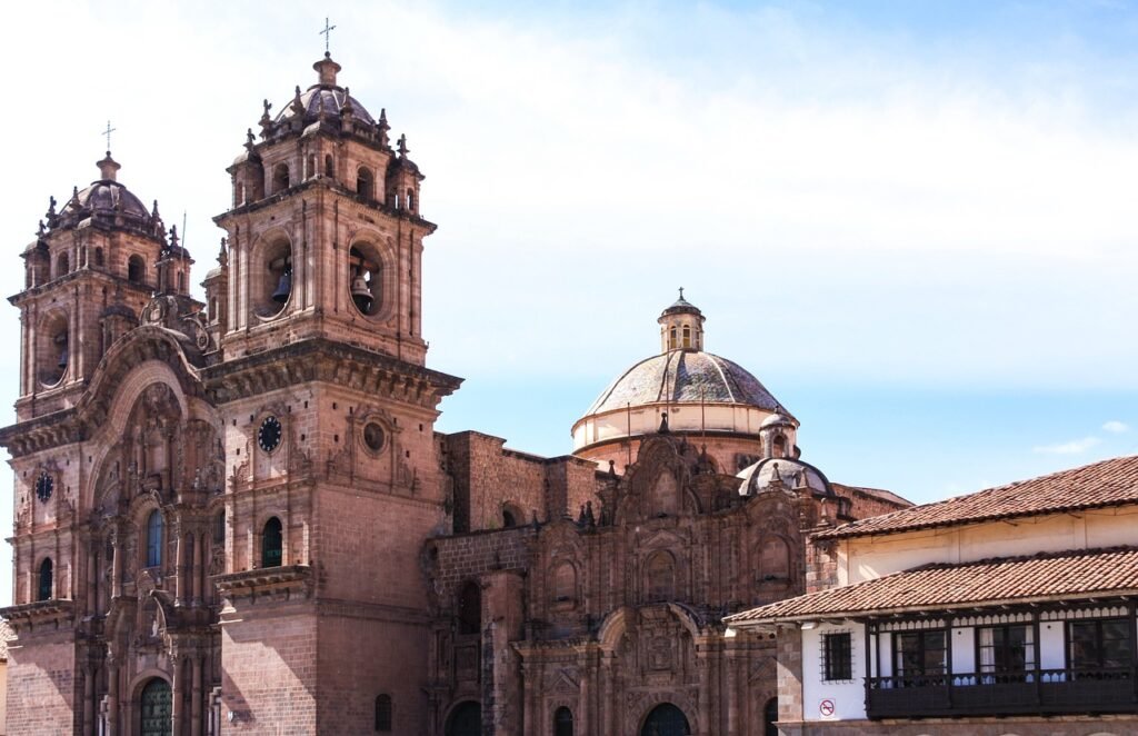 cusco, plaza del armas, peru-3418555.jpg